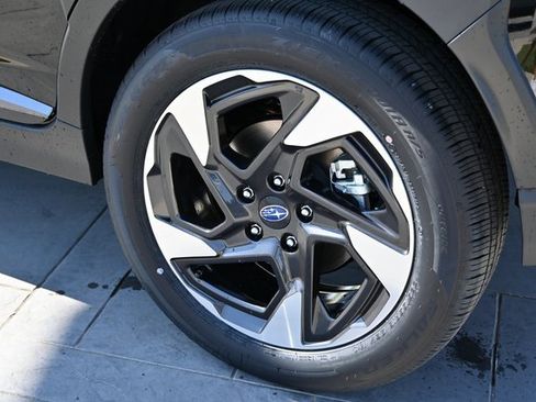 New 2025 Subaru Crosstrek 2.5i Limited image 12