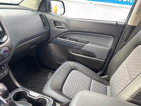 Used 2022 Chevrolet Colorado Z71 w/ Safety Package image 36