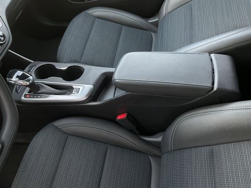 Used 2025 Buick Envista Preferred image 33