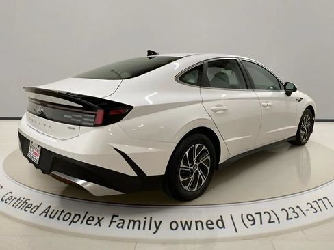 Used 2026 Hyundai Sonata Blue FWD image 5
