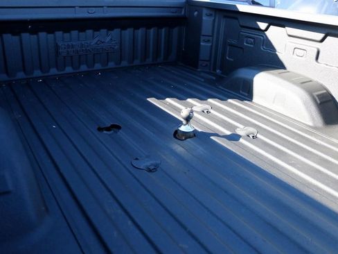 Used 2020 Chevrolet Silverado 2500 High Country w/ Z71 Off-Road Package image 8