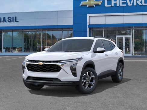 New 2026 Chevrolet Trax LT w/ LT Convenience Package FWD image 6