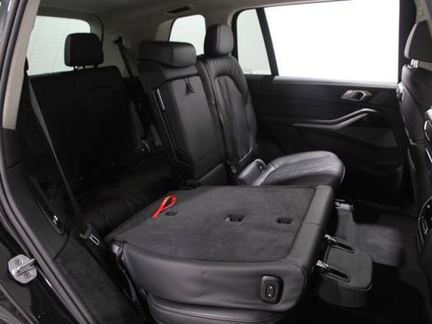 Used 2026 BMW X7 xDrive40i AWD/4WD image 18