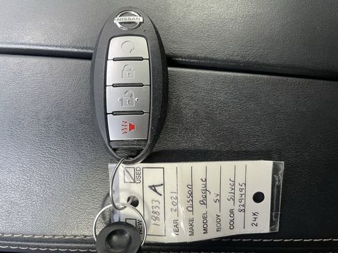 Certified 2021 Nissan Rogue SV image 19