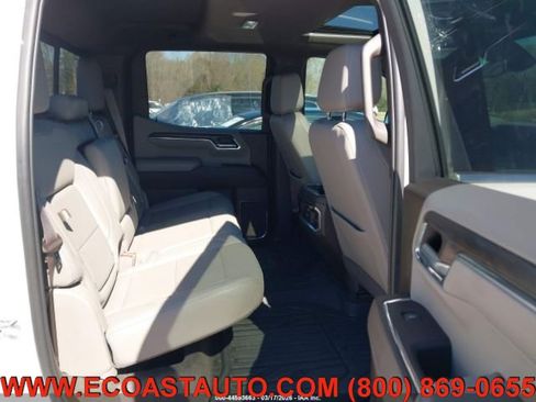Used 2024 GMC Sierra 1500 SLT w/ SLT Premium Plus Package image 14