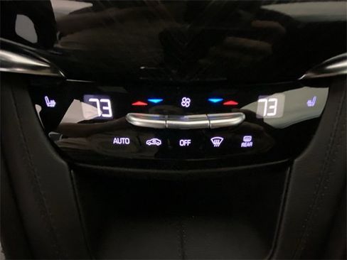 Used 2021 Cadillac XT6 Premium Luxury image 19