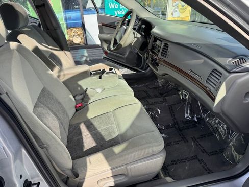 Used 2004 Chevrolet Impala w/ Preferred Equipment Group image 9