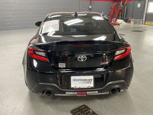 Certified 2023 Toyota GR86 Premium w/ ALL Weather Mat Package (TMS) image 9