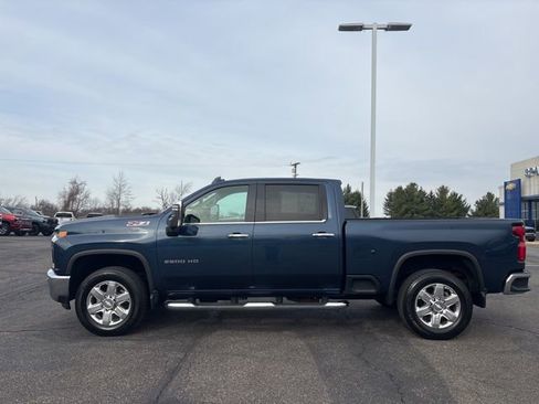 Used 2020 Chevrolet Silverado 2500 LTZ w/ LTZ Plus Package image 6