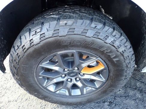 Used 2025 Ford Expedition Tremor image 12