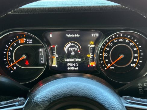 Used 2021 Jeep Wrangler Unlimited Sport AWD/4WD image 28