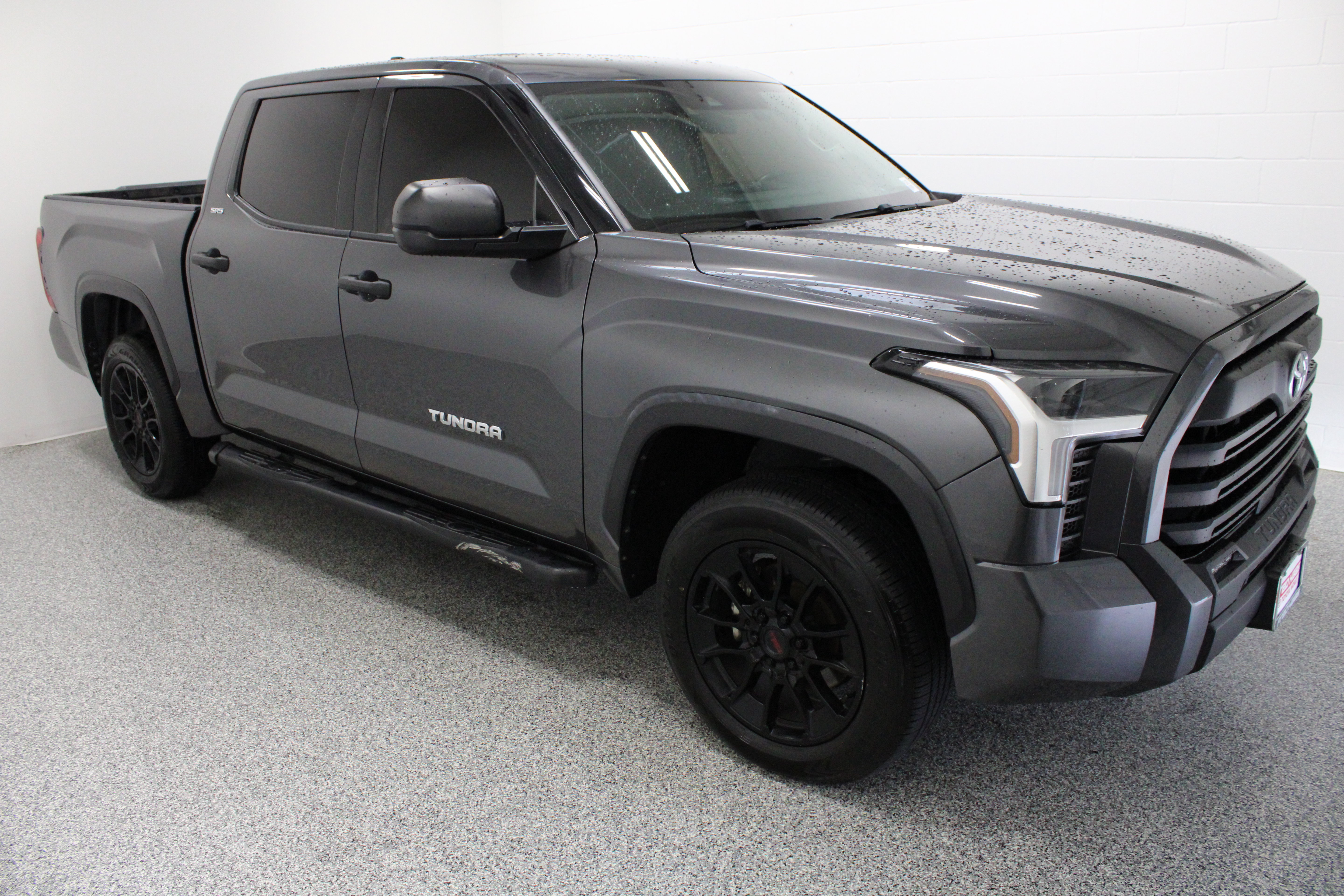 Used 2023 Toyota Tundra SR5 AWD/4WD image 4