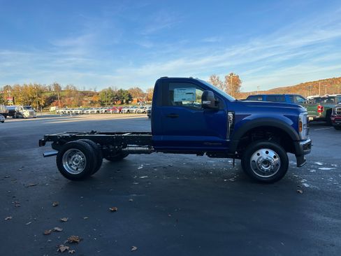 New 2026 Ford F550 4x4 Regular Cab Super Duty w/ XLT Value Package image 13