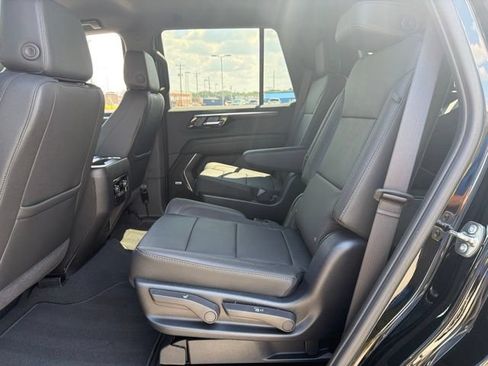Used 2026 Chevrolet Tahoe LT w/ Comfort Package RWD image 11