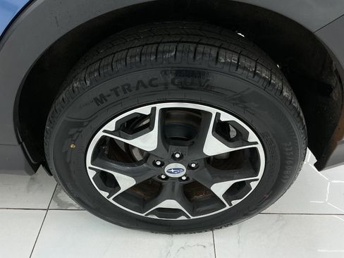 Used 2018 Subaru Crosstrek 2.0i Premium AWD/4WD image 48