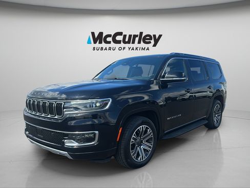 Used 2024 Jeep Wagoneer Series II w/ Flexible Seating Group AWD/4WD image 2