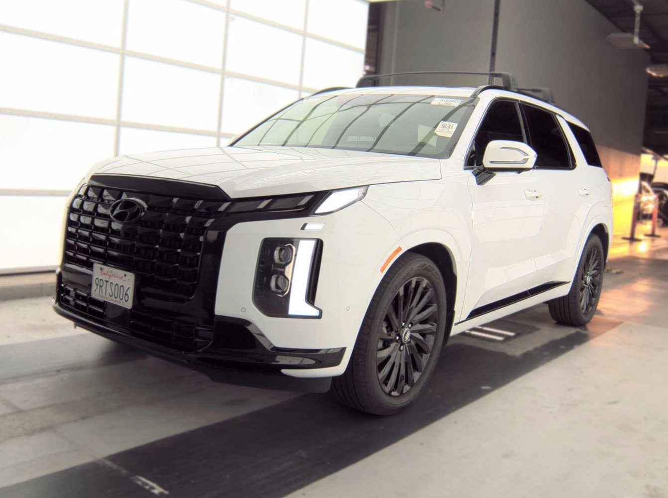 Used 2025 Hyundai Palisade Calligraphy AWD/4WD image 1