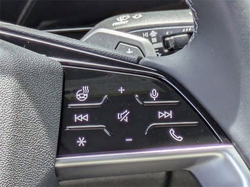 Used 2025 Audi Q5 Premium Plus w/ Premium Plus image 19