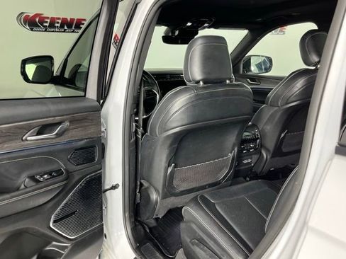 Used 2021 Jeep Grand Cherokee L Overland AWD/4WD image 27