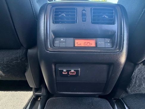 Used 2019 Nissan Pathfinder S FWD image 20