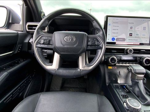 Certified 2025 Toyota 4Runner Limited AWD/4WD image 6