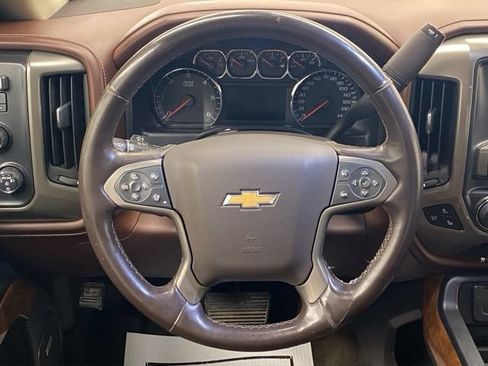 Used 2014 Chevrolet Silverado 1500 High Country w/ High Country Premium Package AWD/4WD image 27