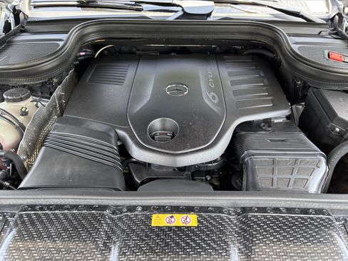 Used 2024 Mercedes-Benz GLE 450 4MATIC image 36