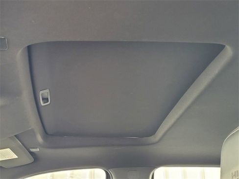 Used 2023 Chevrolet Silverado 2500 High Country w/ Z71 Off-Road Package image 14