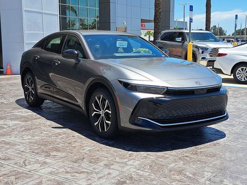 New 2026 Toyota Crown XLE image 2