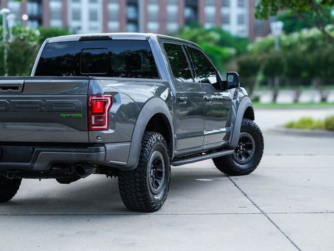 Used 2017 Ford F150 Raptor w/ Equipment Group 802A Luxury AWD/4WD image 26