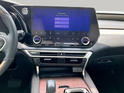 Used 2023 Lexus RX 350 w/ Accessory Package (K3) AWD/4WD image 7