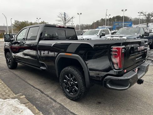 Used 2024 GMC Sierra 3500 AT4 w/ AT4 Premium Plus Package image 4