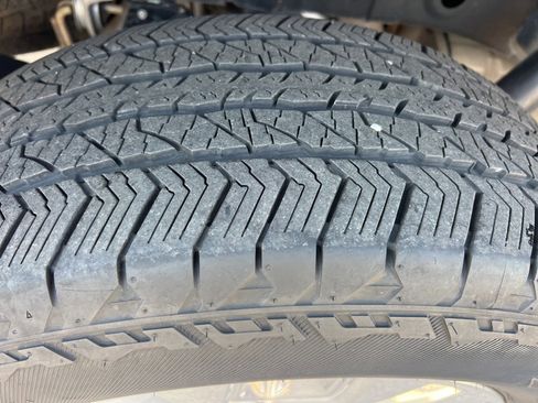 Used 2024 Ford F150 Lariat w/ FX4 Off-Road Package image 16