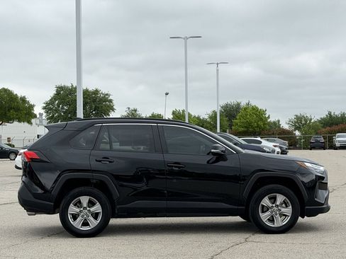 Used 2025 Toyota RAV4 XLE image 3