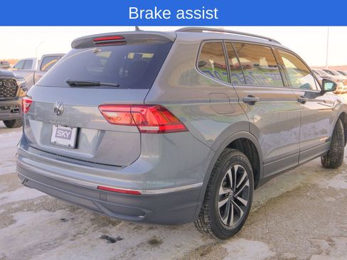 Used 2024 Volkswagen Tiguan S image 8