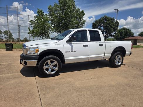Used 2007 Dodge Ram 1500 Truck SLT w/ Quad Cab Big Horn Value Group AWD/4WD image 2