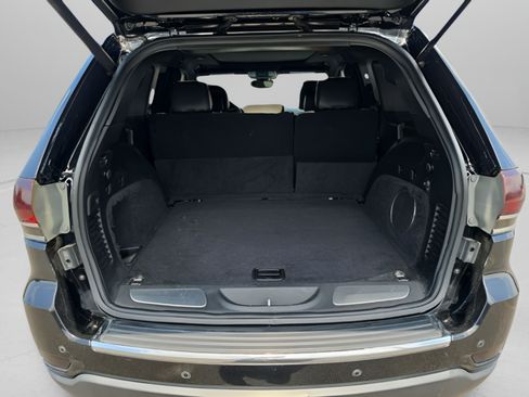 Used 2019 Jeep Grand Cherokee Limited w/ Luxury Group II RWD image 12