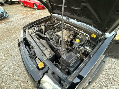 Used 2004 Nissan Frontier XE w/ (PWR) Pwr Pkg image 37