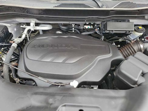 Used 2024 Honda Passport TrailSport image 13