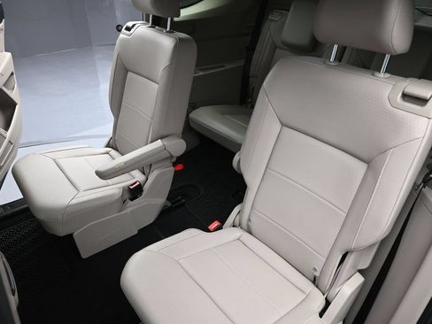 Used 2022 Volkswagen Atlas SE FWD image 19