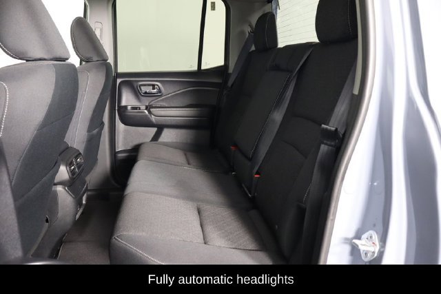 Used 2024 Honda Ridgeline Sport image 10
