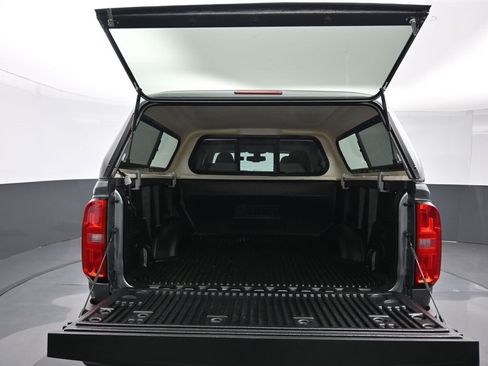 Used 2022 Chevrolet Colorado LT w/ LT Convenience Package image 43