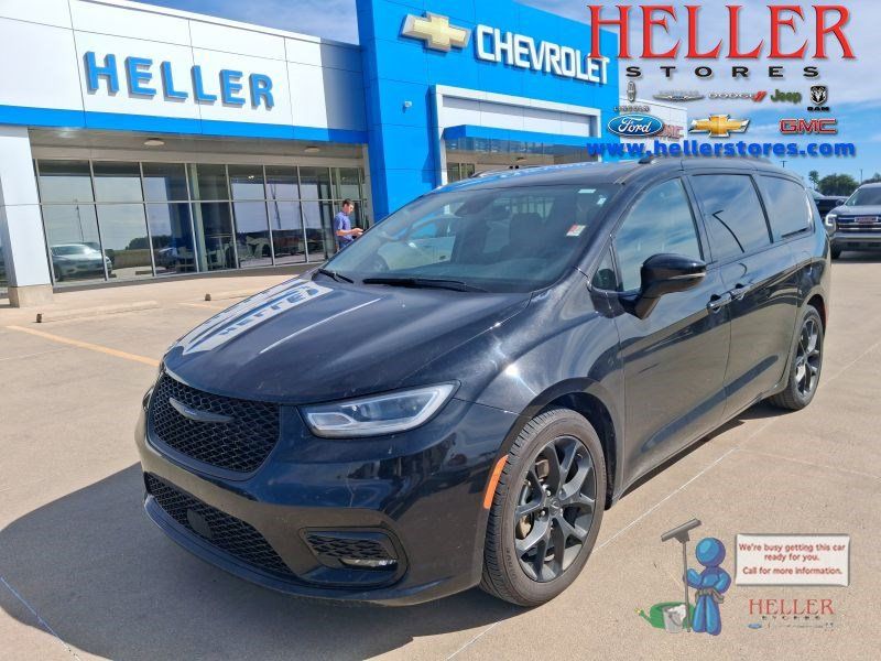 Used 2025 Chrysler Pacifica Limited FWD image 1
