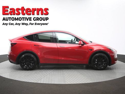 Used 2023 Tesla Model Y Long Range AWD/4WD image 42