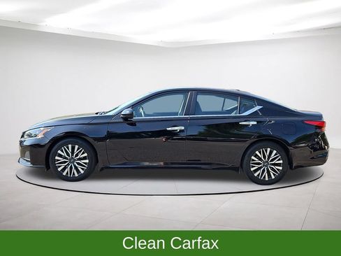 Used 2023 Nissan Altima 2.5 SV FWD image 4