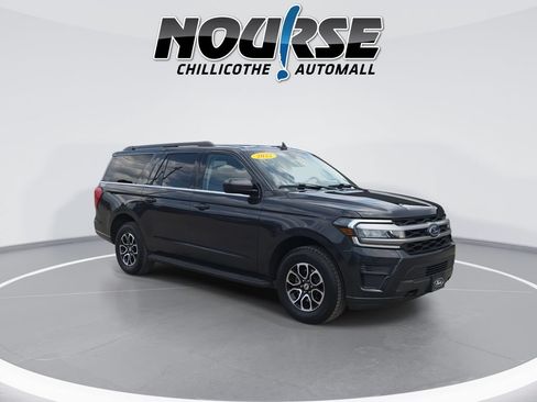 Used 2022 Ford Expedition Max XLT AWD/4WD image 2