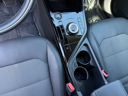 Used 2023 Kia Niro Wind FWD image 26