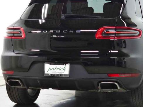 Used 2017 Porsche Macan AWD/4WD image 10