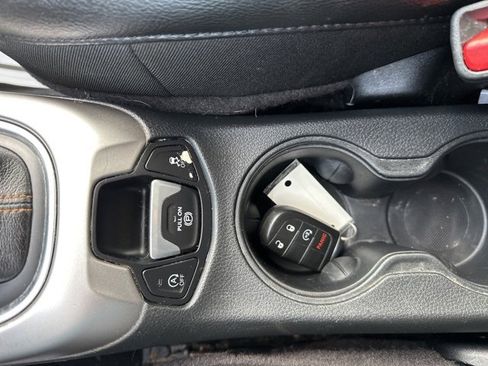 Used 2018 Jeep Compass Latitude w/ Popular Equipment Group image 37