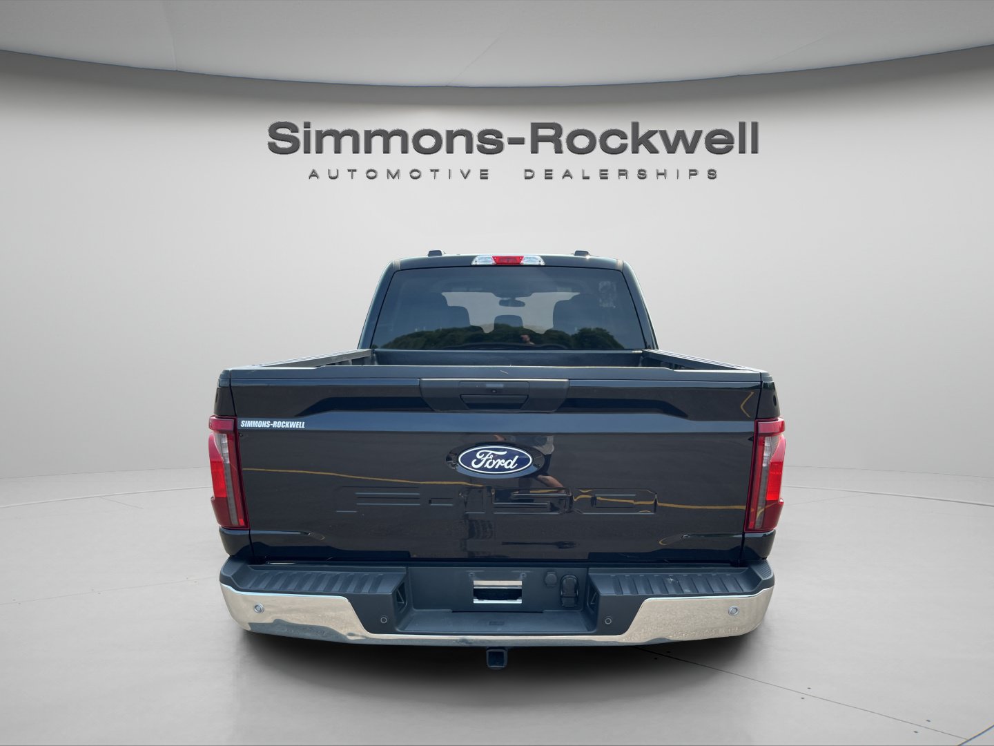 Used 2025 Ford F150 XLT w/ Equipment Group 301A Standard AWD/4WD image 4
